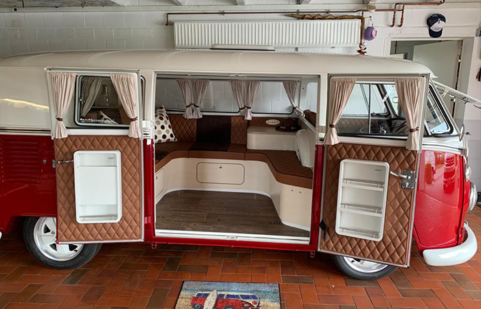 Umsetzung eines VW-Bus-Ausbaus der Tischlerei Fricke
